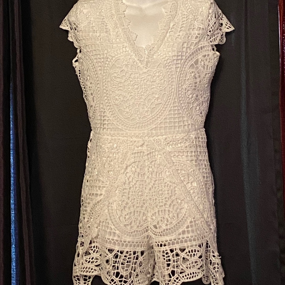 #44 Lace shorts woman sexy jumper